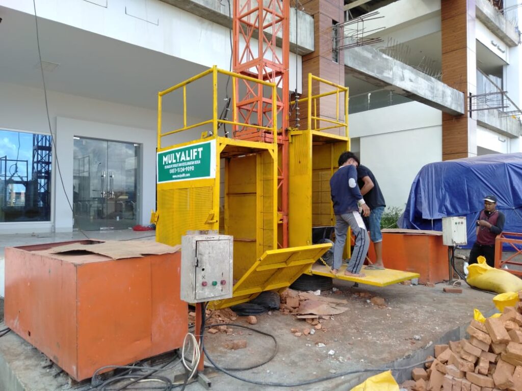Sewa Lift Barang Bekasi