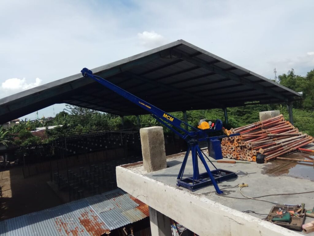 Solusi Sewa Mini Crane Demak untuk Kontraktor